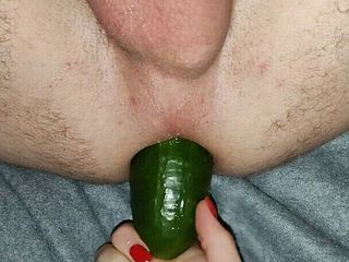 Wild Life PA: He Likes Big Cucumber in Ass - Vegetable Anal Fuck