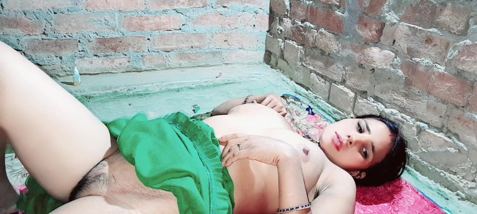 Renudbf: Il a d’abord massé tout le corps de sa belle-sœur,...