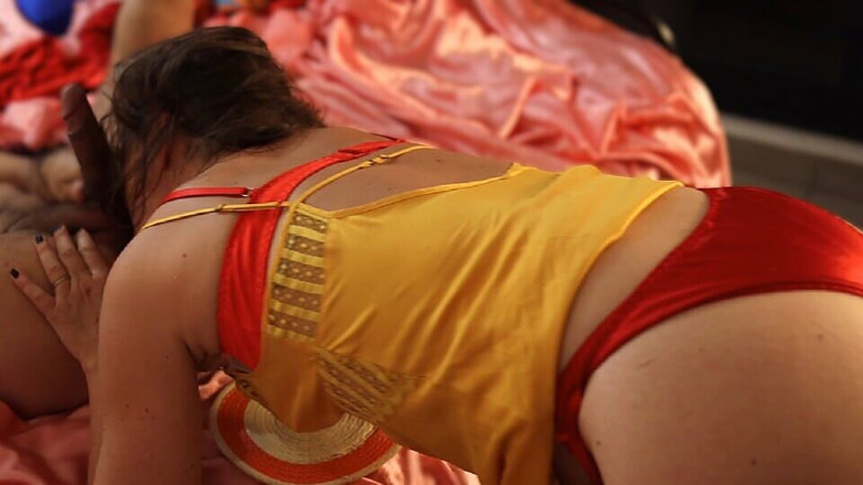 Amouldolo: 2251eo - French Amateur,red Satin Bra and Panties, Stockings, Rimming, Deepthroat,...