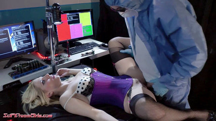 SciFi DreamGirls: SciFi Dreamgirls Eposide 10 - Explosiv uppgradering