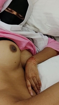 Belleza india grita en placer - casero