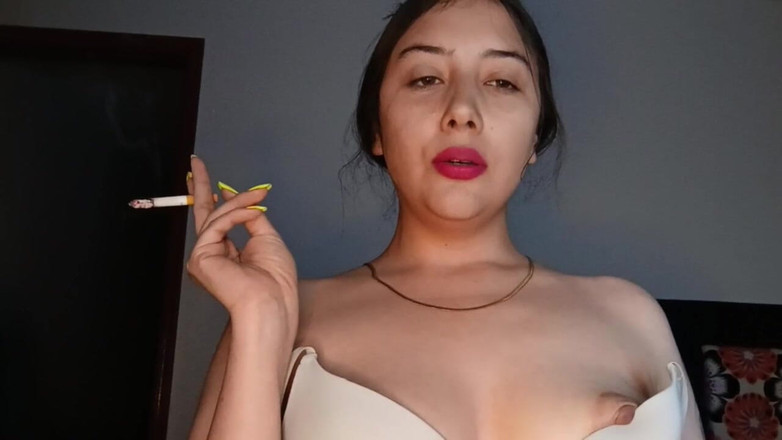 Golden domme: 官能的な喫煙 - フルHD 1080p mp4