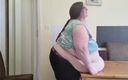 SSBBW Lady Brads: Belly weigh side on view