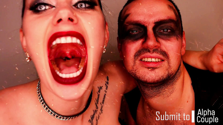 Goddess Misha Goldy: Демони збираються з'їсти вас і весь твій клан після того, як наповнили ваше тіло своєю спермою!