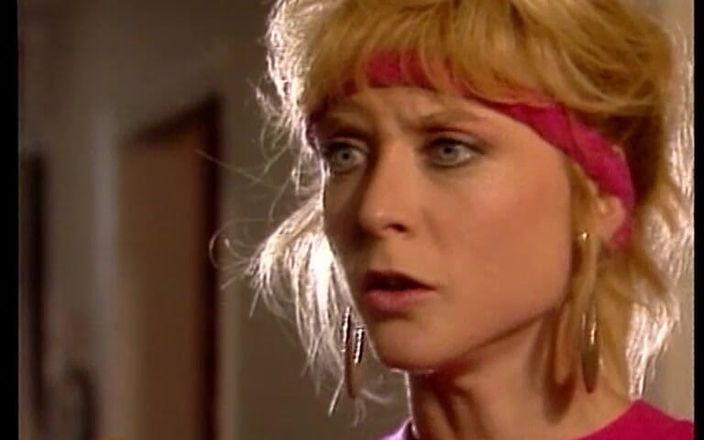 GERMAN PORN CLASSICS: Hat och drive - stor klassiker på tyska