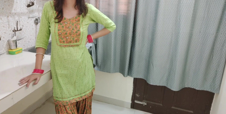 Saarabhabhi6: Cerita seks pasangan india - bagian 1: abang tiri nggak sabar nungguin...