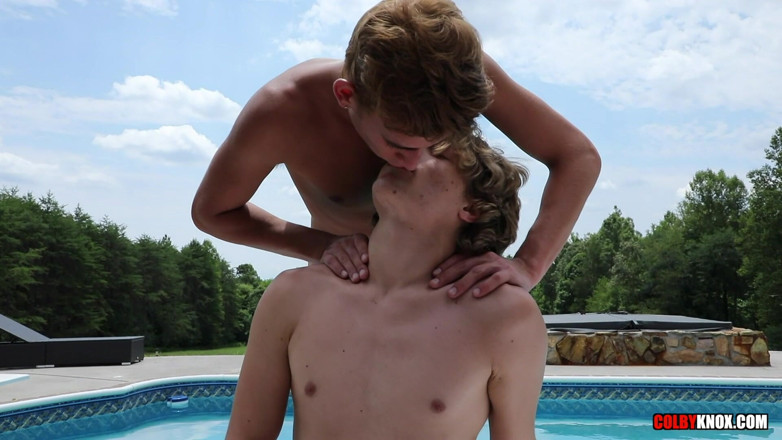 Colby Knox: Scotty Knox se folla a pelo a Robin Moore