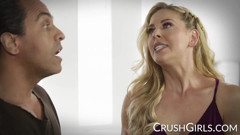Crush Girls: Cherie Deville and her stepdaughter Honey Gold get naughty