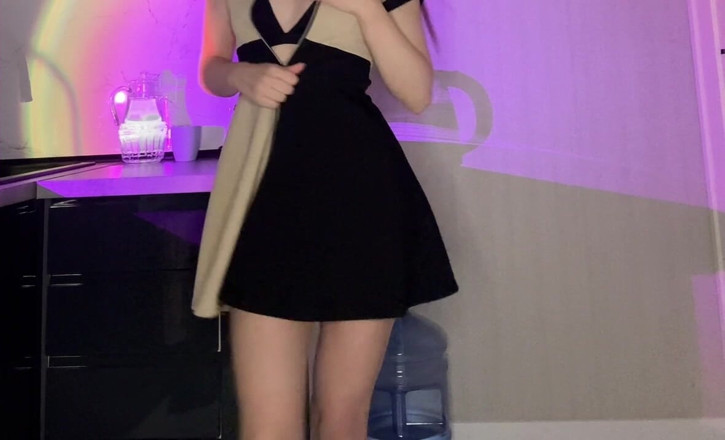 MaybeNatty: Big-ass Bitch Dances for Stepdaddy