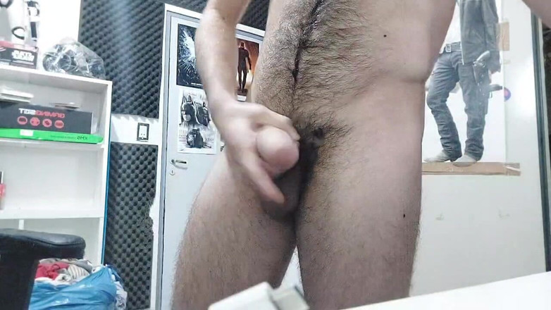 LapijARG: 20 minut non-stop masturbace, 20 centimetrový tlustý a chlupatý penis, Gay