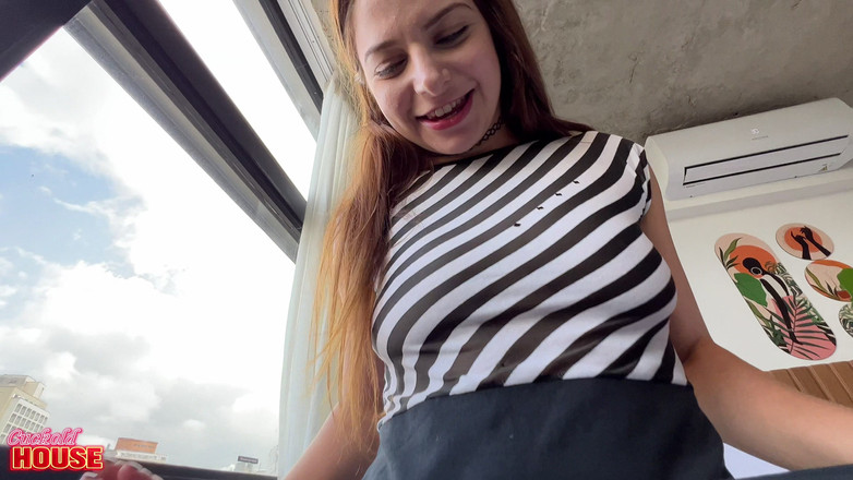 CuckoldHouse: Домашній дует рогоносців трахає всі дірки невірної і розпусної подруги