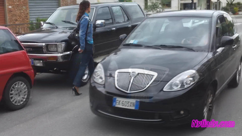 Nyllady: Driving and Revving in Black Pumps on Bare Foot