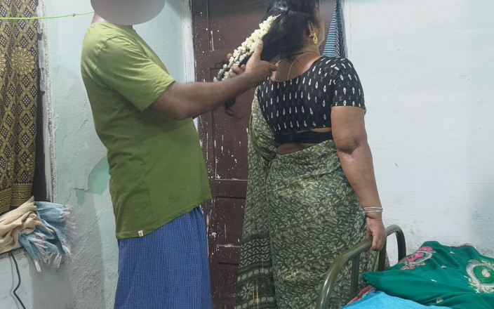 Mathvan: Aunty Has Hot and Painful Sex While She Is Alone...