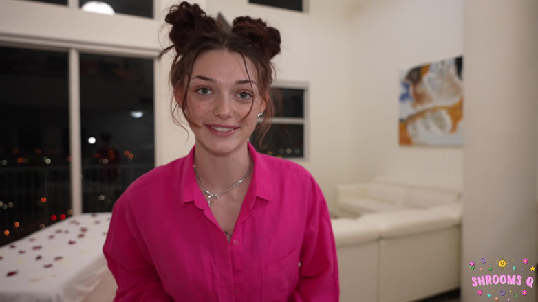 Shrooms Q: Il offre sa surprise pour la Saint-Valentin à son papa