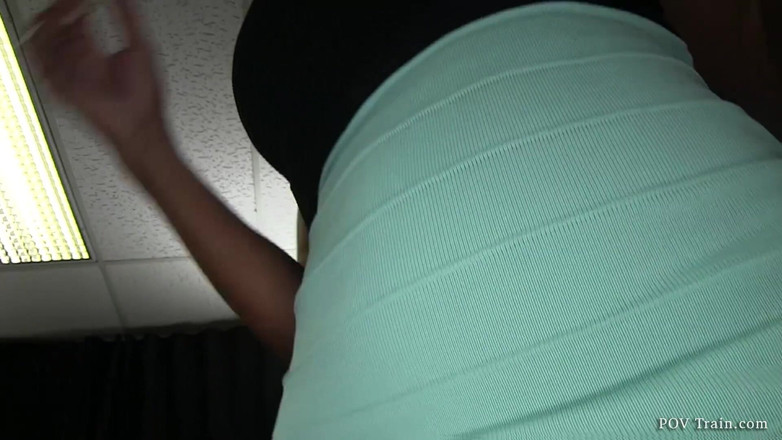 Glory Hole Secrets: Si rambut coklat seksi Jewels mengongkek berbilang lelaki, bahagian 4