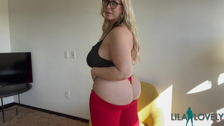 Lila Lovely: Worship My Corporate Ass