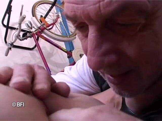 Nasty matures and dirty grannies club: The Horny Bicycle Mechanic Fyck Teen