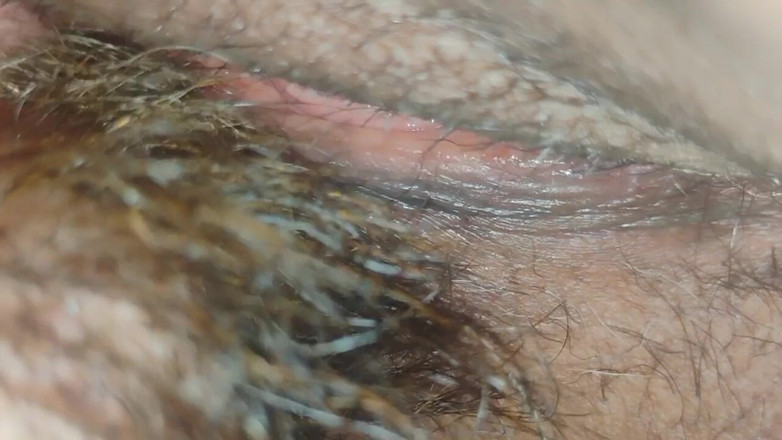 Taleny: 先ほどのBBCの中出しの後片付け