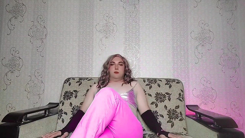 Kitty_Cross: Arrosserai prima che io