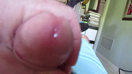 Hairyartist: Hairyartist este Soakin Cămașa lui pentru tine