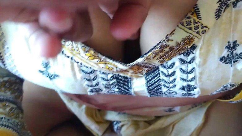 Aria Mia: Namorada gostosa venha para a casa do namorado desfrute de...