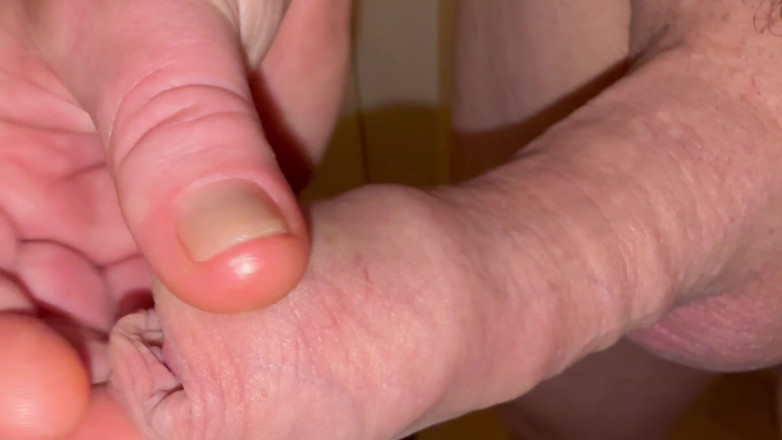 Foreskinguy: Erstaunlicher langer unbeschnittener vorhautschwanz mit riesiger schwanzkopf