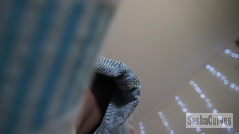 Sasha Curves: Joacă cu my Tiny Roomates