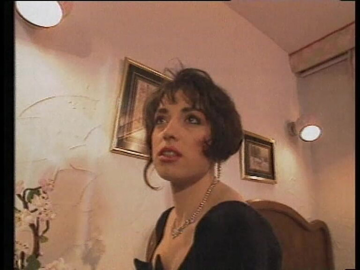 Pornos and Movies with big Huge and GangBang: Uwodzicielska Laska W Koronowych Pończochach Ssanie Kutasa Hungrily