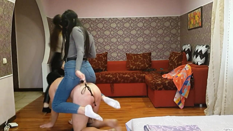 KRNStudio: एफएफएम सत्र #33 डबल गुलाम खेल
