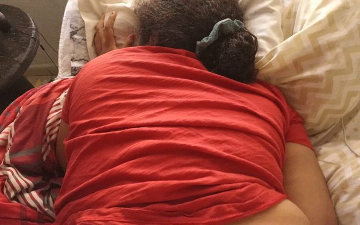 Karmicoxv: Follando al estilo perrito con mi gordita novia caliente