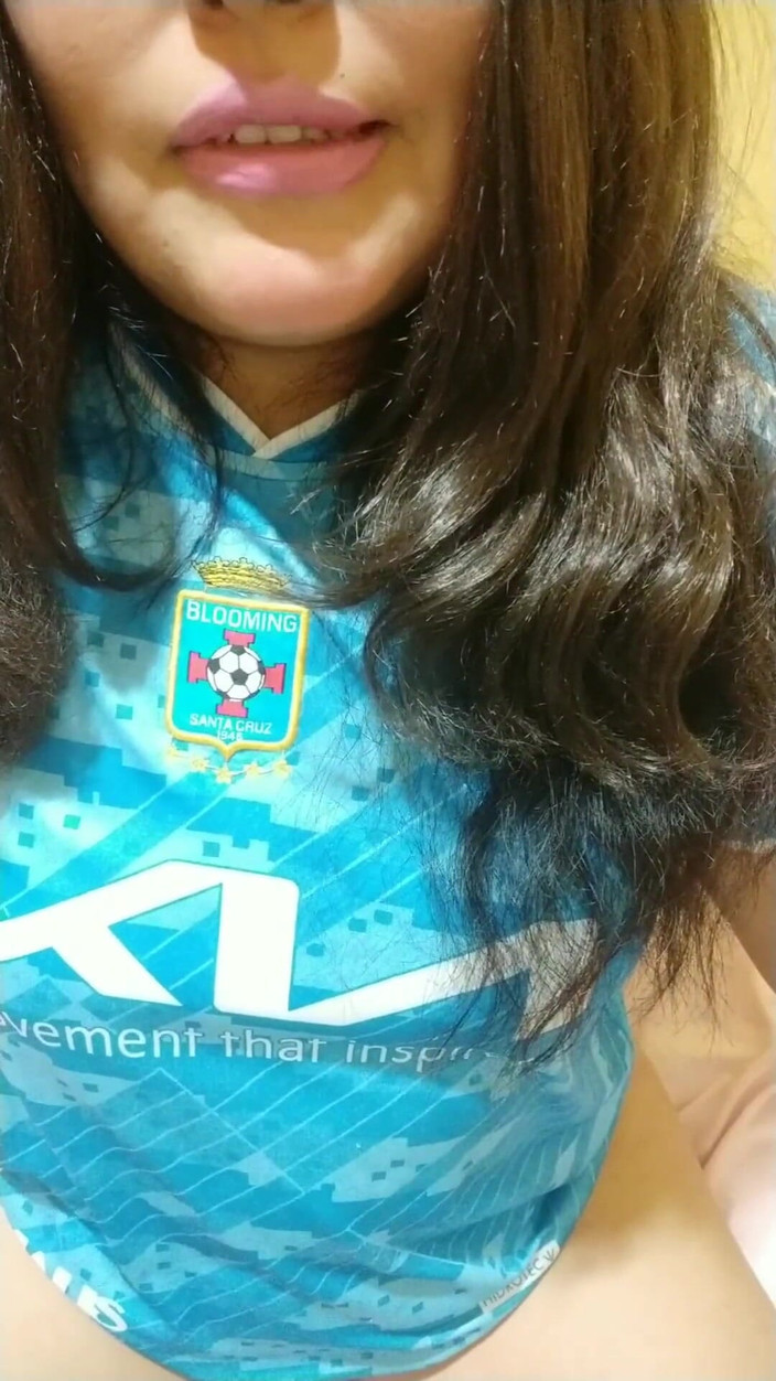 Carla Villalobos: Wyznawanie tego, co zrobiłem w publicznej łazience z moim przyjacielem