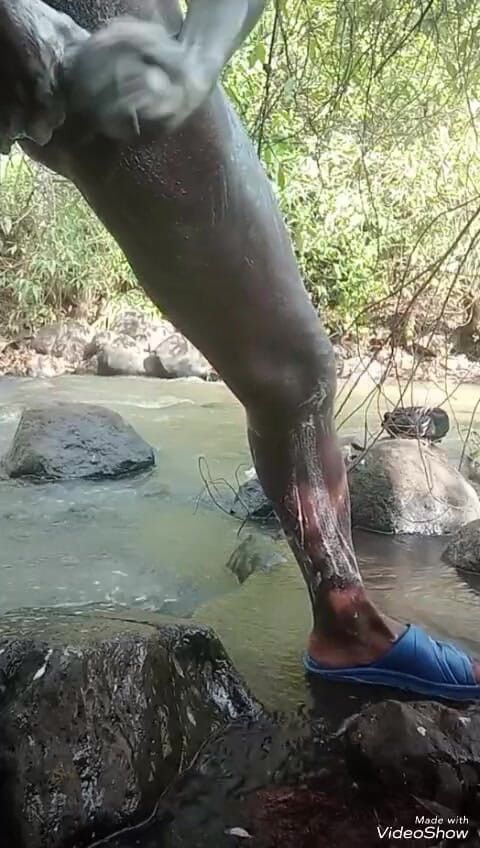 Sexyjayla254: Seifige masturbation, großer schwarzer schwanz, der draußen kommt teil 2