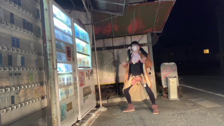 megu2002: Autoformazione con il No39 Esposizione in cabine telefoniche notturne e...