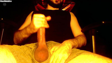 Alex Metallov: Ağzını aç, bolca döl vereceğim