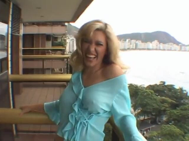Outdoor pervs: Picking up lonely cougars on vacation that are craving big...
