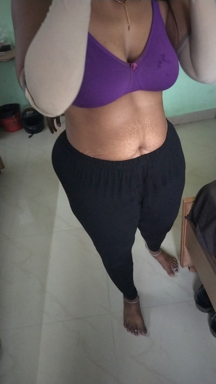 Tamil lesbian: Příprava na natáčení porno videí