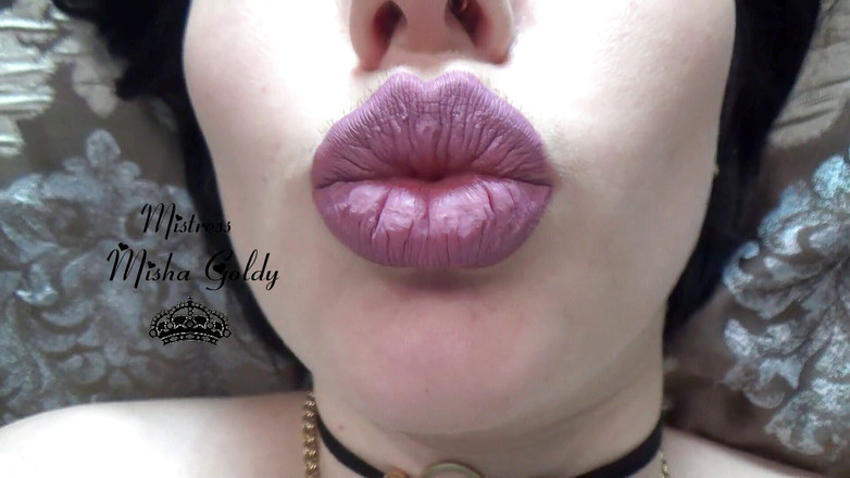 Goddess Misha Goldy: Läpp luktar &amp;läpppuckering medan onanerar