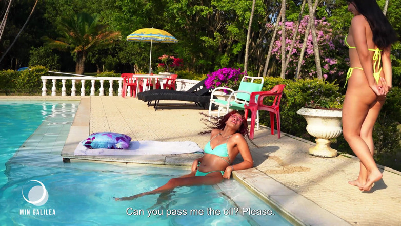 MinGalilea: Me Follo a Mi Amiga En La Piscina Hasta Que...