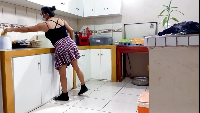 Martin13: Les étudiants de leur demi-frère et demi-sœur se défient et le...