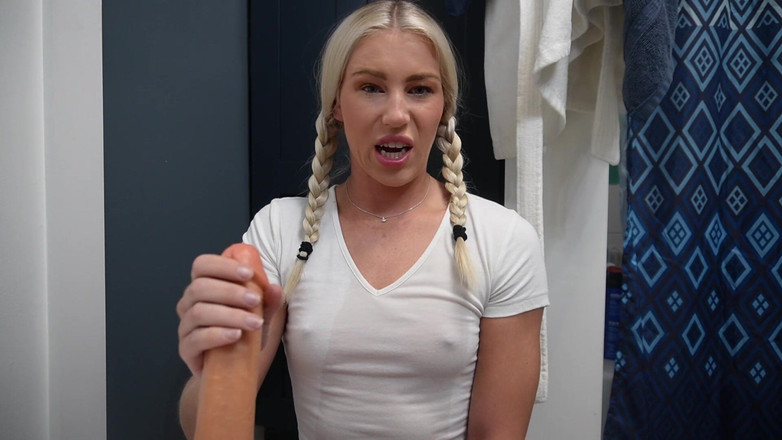 Keeks3005: Hesitant Sitter