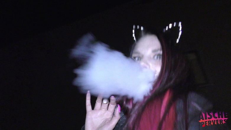 Aische Pervers: Fucked in the pussy until he fills it up