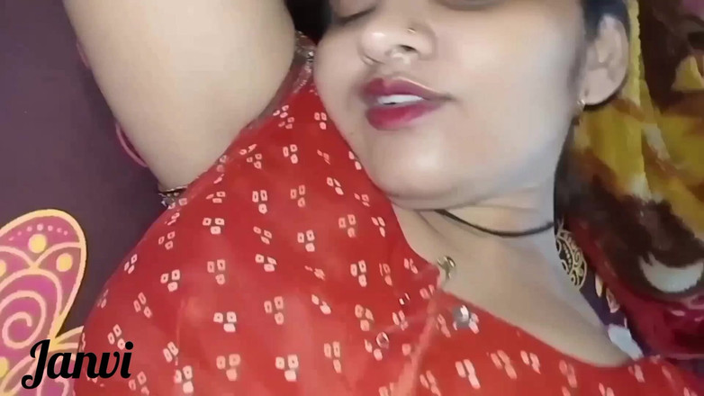 Janvibhabhii: Indisch heet meisje en haar vriendje maken seks