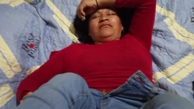 Moo DBOXXX: मैं अपनी सास के साथ रोजाना सेक्स करती हूं, उसके पति को कुछ नहीं पता