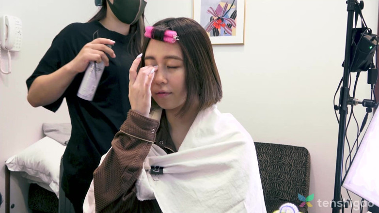 Tenshigao Backstage: Kurumi Aoyama sahne arkası