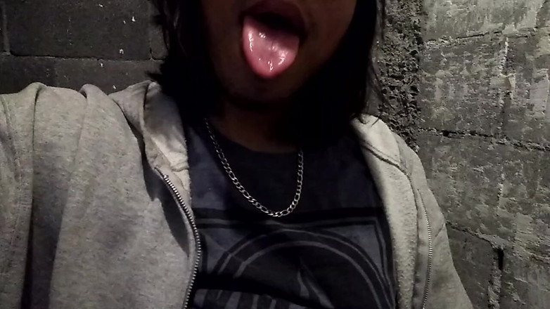 AlexAlejandro13: Mein Bauch ist sehr glatt