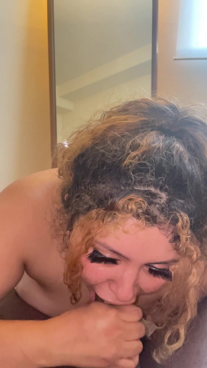 Carmelitaxbebe: 후장 따먹히는 배다른 아들