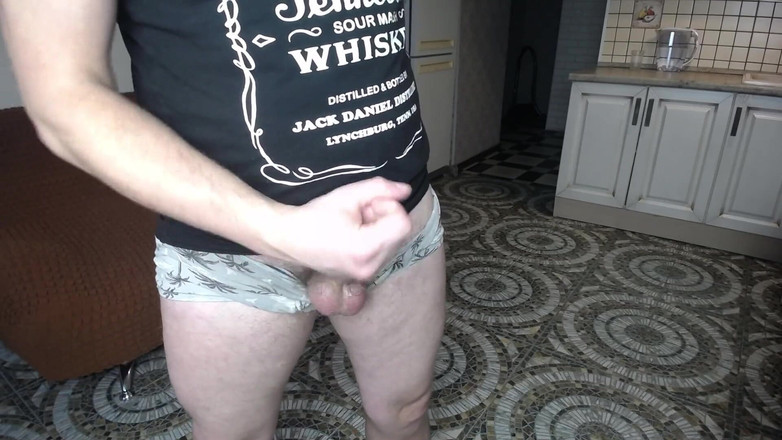 Artem Suchkov: Honění mého velkého čůráka pro porno - Artem Suchkov