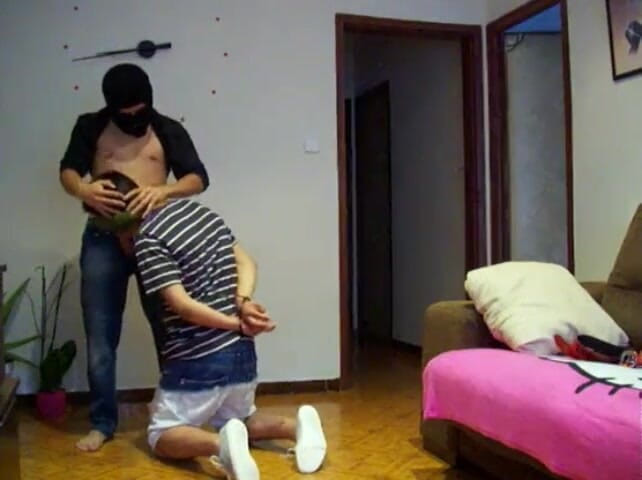 Robyn 3Some: ルーキーを強く捕まえる