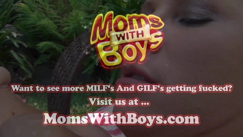 Moms With Boys: Busty MILF Devon Lee gets a outdoor fuck