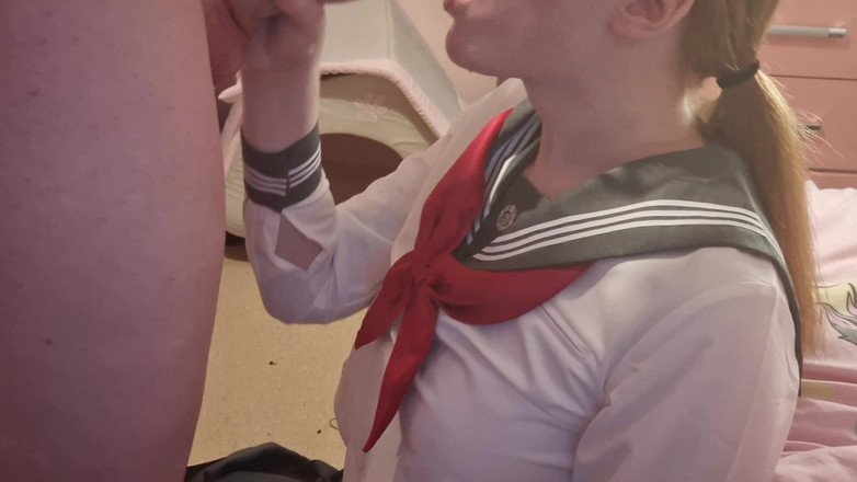 PrincessKitti3: Oferind o pulă uriașă pentru fete transsexuale o muie adâncă în...